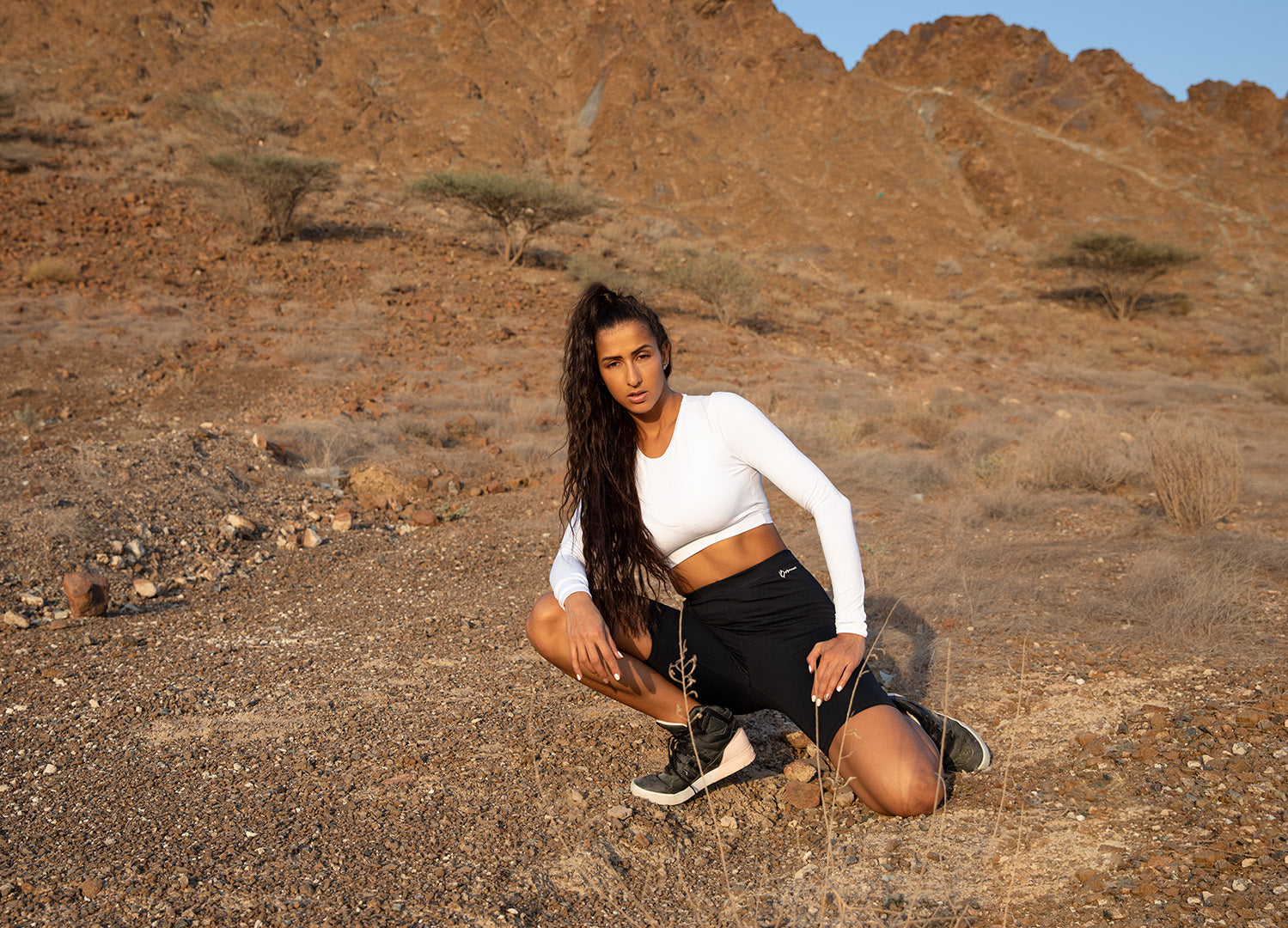 Andromeda activewear long sleeve cropped gym top L White