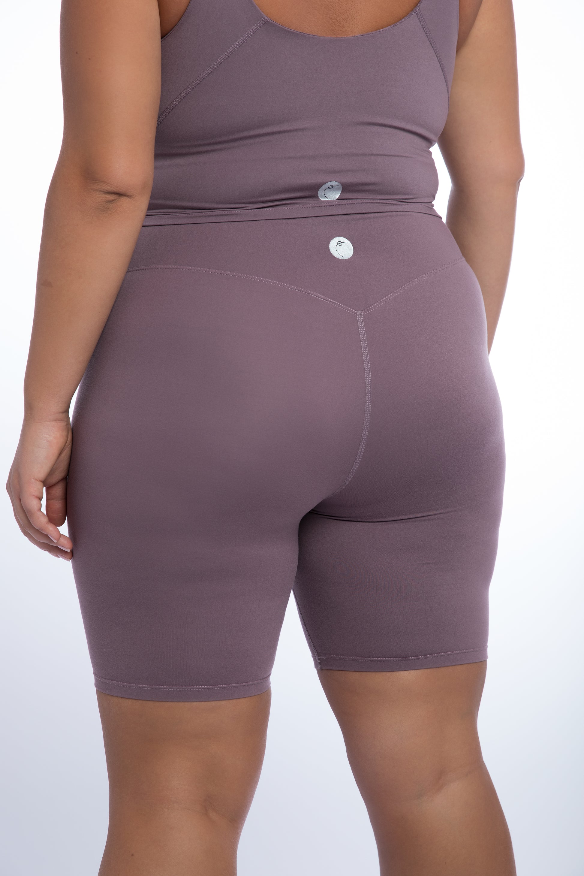High-rise Nat shorts Plus Size