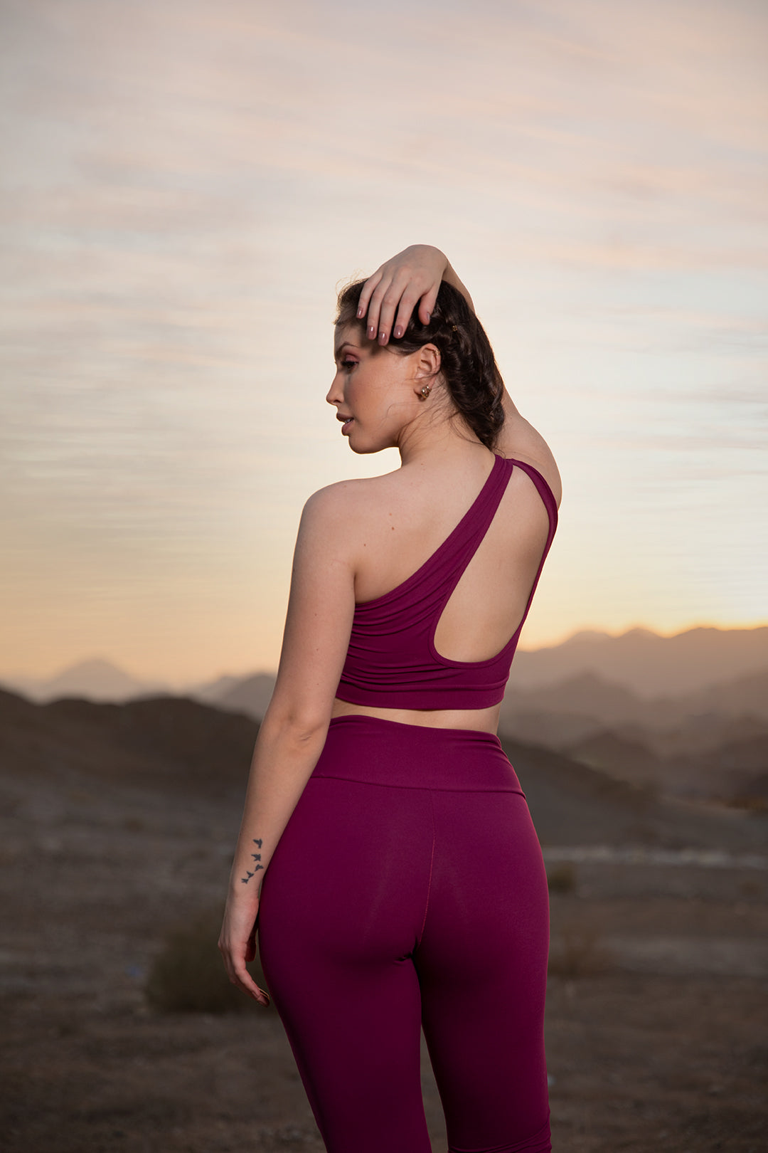 Saturn One Shoulder Top M Magenta